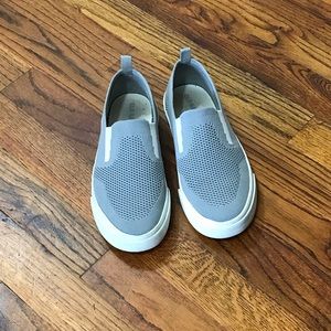 Girls Old Navy Gray Grey Silver Knit Slip On Canvas Sneaker Shoes
Youth Size 1